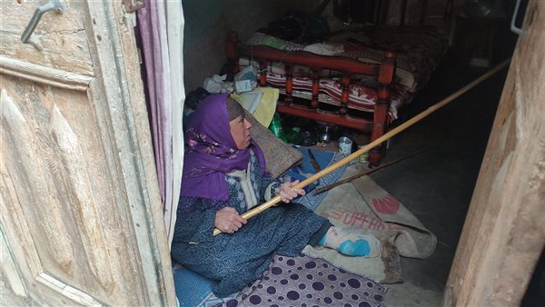 سيدة مصابة بالشلل