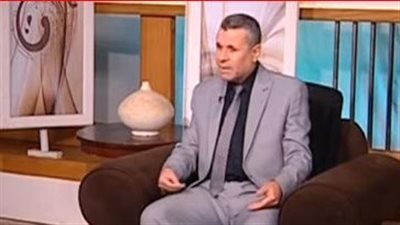 عميد تربية السادات: الكتاب الإلكتروني أحد عناصر العملية التعليمية