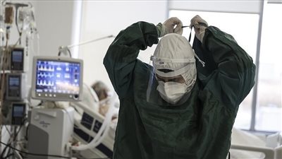 تراجع الموجة الثالثة لـ فيروس كورونا في الهند وتسجيل أقل من 50 ألف إصابة