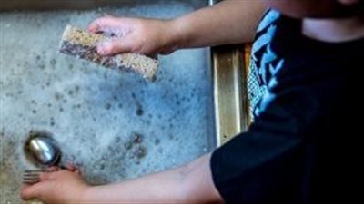 التضامن: 88% من الأولاد بمصر لم يشاركوا أبدًا في تنظيف المنزل