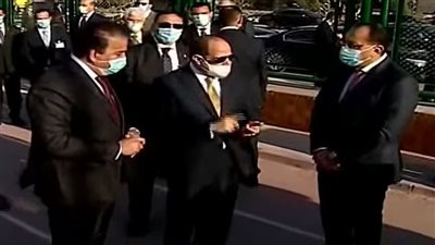 بث مباشر| الرئيس السيسي يتفقد المدينة الرياضية ومجمع الملاعب بجامعة كفر الشيخ