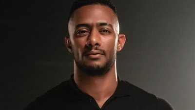 شيخ عراقي يصف نمبر وان بـ المخنث الداعر.. ومحمد رمضان يرد | فيديوجراف 