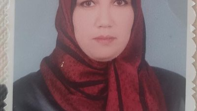 معلمة ببنها في القليوبية تصنع نتائج 2022 بشكل إبداعي باستخدام قشر البيض | صور