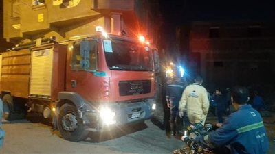 الدفع بـ3 سيارات إطفاء للسيطرة على حريق مشغل ملابس بالقليوبية