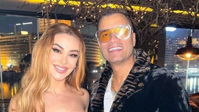 أحضان وقبلات حسن شاكوش وأوكسانا في عيد ميلادها | فيديو