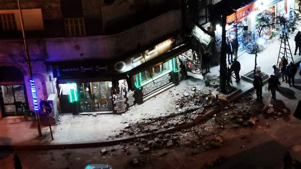 انهيار شرفة عقار