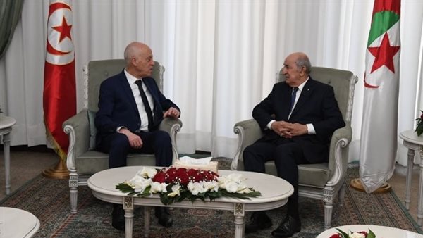 تبون وقيس سعيد في