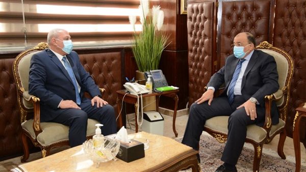 وزير التنمية المحلية