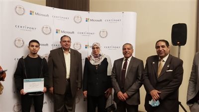 تكريم التلميذ زياد سامي ضمن 10 طلاب في مسابقة مايكروسوفت العالمية