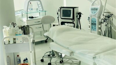 العلاج الحر: منحنا تراخيص مزاولة المهن الطبية لـ149 طبيبا غير مصري