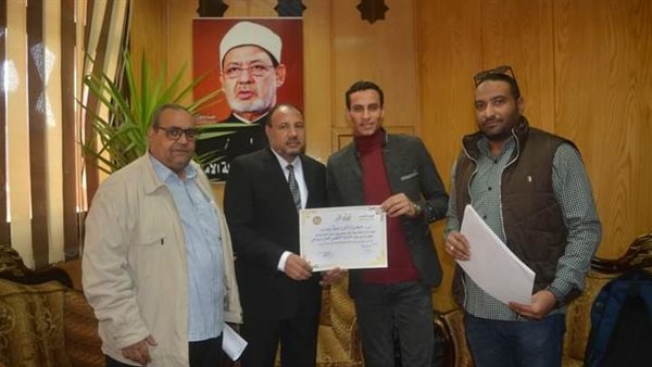 تكرم الطلاب المشاركين