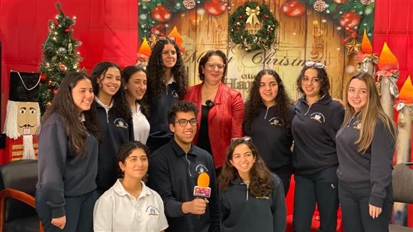 الطلاب المصريون بمدرسة