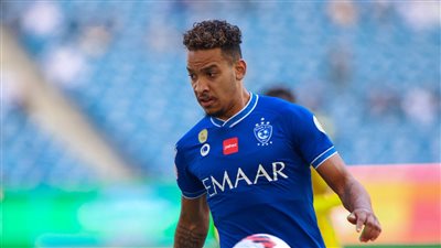مدرب البرازيل يستدعي لاعب الهلال السابق لقائمة السامبا عقب إيقاف باكيتا