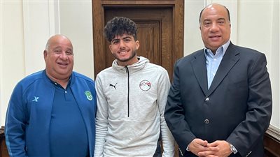 الاتحاد يتعاقد مع محمود بسيوني ظهير منتخب 2003 لمدة 5 مواسم