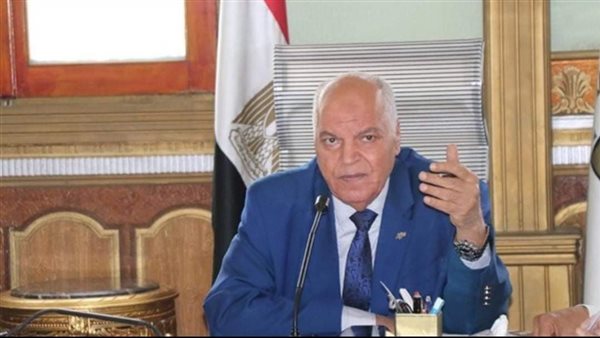 خلف الزناتي نقيب