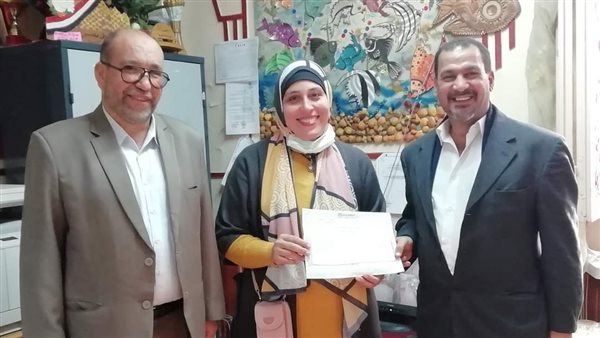 المُعلمة المشرفة