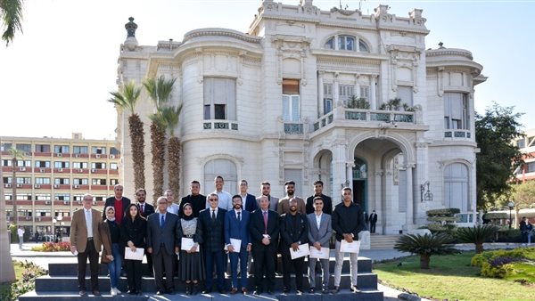 جامعة عين شمس