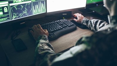 سياسيون بريطانيون تحت تهديد تجسس صيني عبر الإنترنت.. ما القصة؟ 