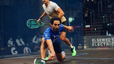 طارق مؤمن يتأهل إلى نصف نهائي بطولة بلاك بول للإسكواش بعد مباراة ماراثونية 