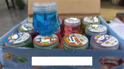 ضبط 270 لعبة سلايم مجهول المصدر قبل بيعه للأطفال ببورسعيد