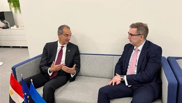 وزير الاتصالات في