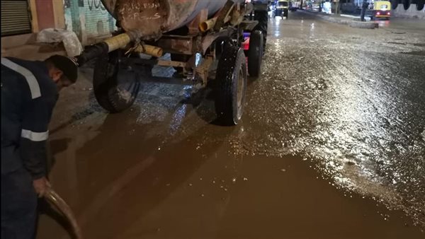 الدفع بسيارات لشفط