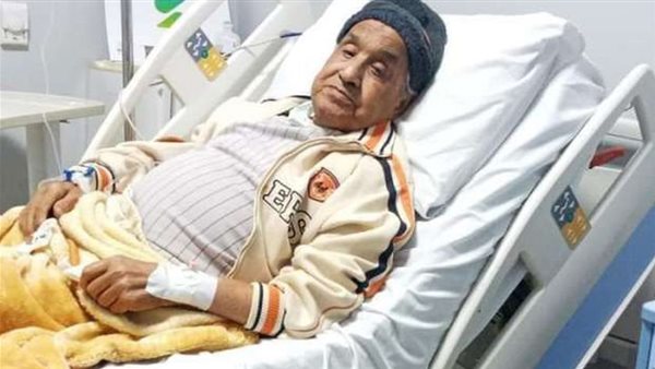 الفنان محب كاسر