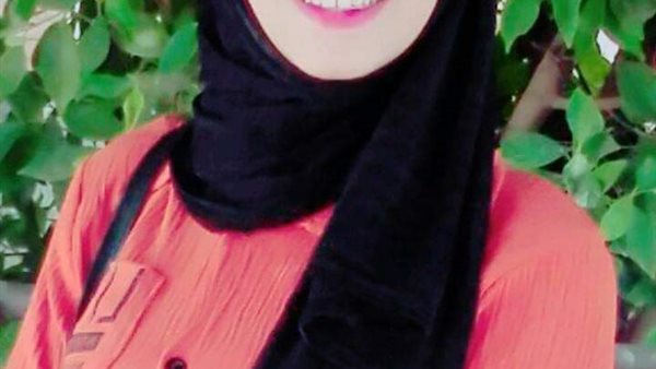 فتاة كفر شكر 