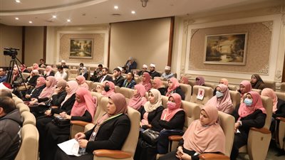 مناقشات فاعلة في ورشة علم الفلك الشرعي والتغيرات المناخية بجامعة الأزهر