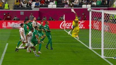 التعادل السلبي يحسم الشوط الأول بين الجزائر وتونس في نهائي كأس العرب