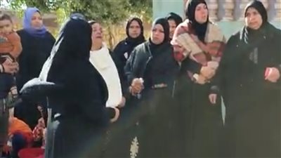 والدة فتاة كفر شكر المقتولة: عروسة راحت مني.. ونفسي يقبضوا على المجرم في أسرع وقت | فيديو 