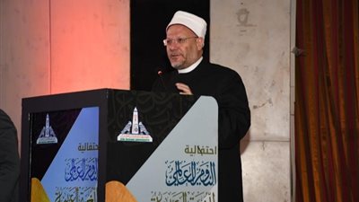 مفتي الجمهورية: الجماعات الإرهابية أخطأت فهم حديث الرسول أمرت أن أقاتل الناس