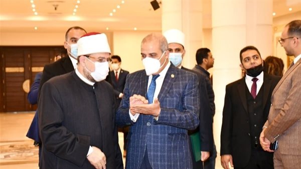 وزير الأوقاف مع رئيس