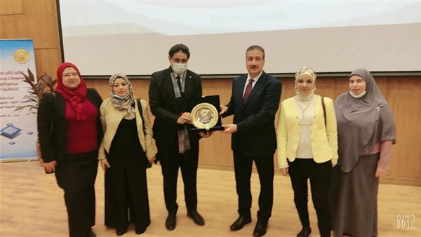 تكريم الفريق الفائز