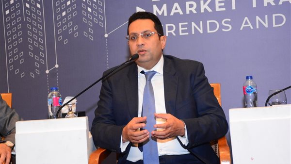  أحمد إمام العضو