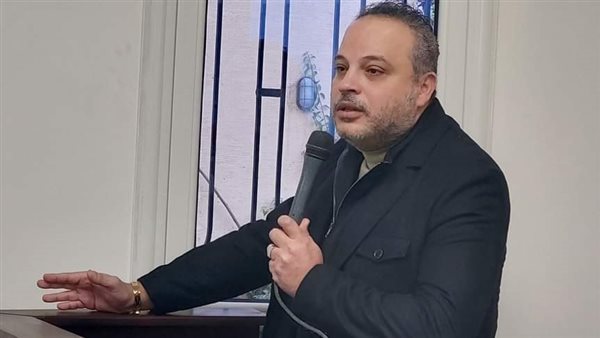 الفنان تامر عبد المنعم