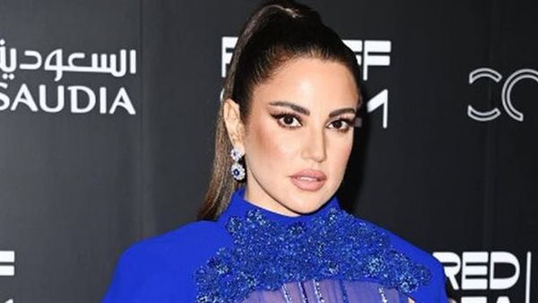 الفنانة درة 