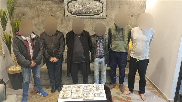 عصابة الاتجار بالعملة