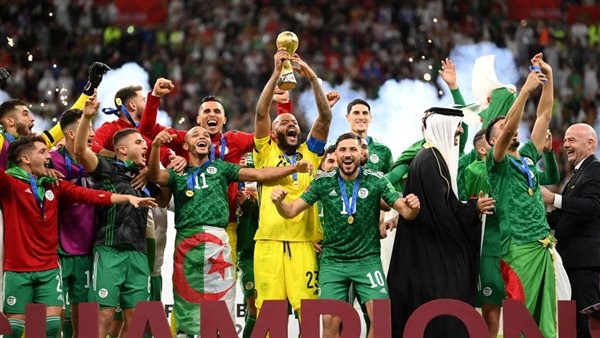 تتويج الجزائر بلقب