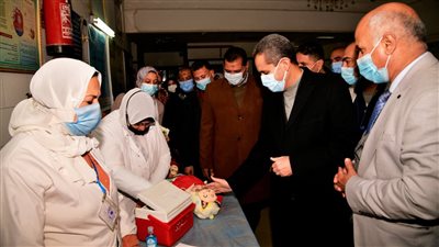 محافظ الغربية يشهد انطلاق أول أيام التطعيم ضد شلل الأطفال بطنطا.. والصحة تستقبل 725146 طفلا لتطعيمهم 