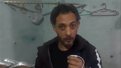 شاب يستثمر في إنتاج دودة الميل ورم: من أهم ديدان الطبيعة والكيلو بـ400 جنيه | لايف