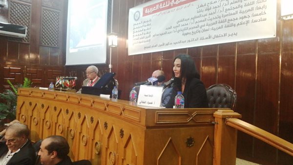 قصواء الخلالي تلقي