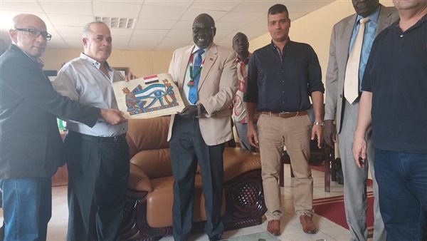 جانب من لقاء الوفد