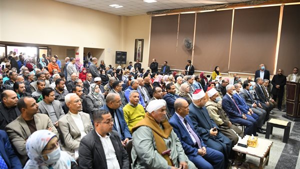 تعليم قنا تحتفل باليوم