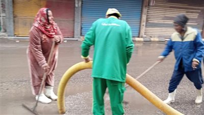 طوارئ بالمنوفية لانتشال مياه الأمطار من الشوارع