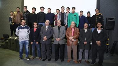 أمسية سينمائية عن بطولات أكتوبر بمركز ثروت عكاشة الثقافي | صور