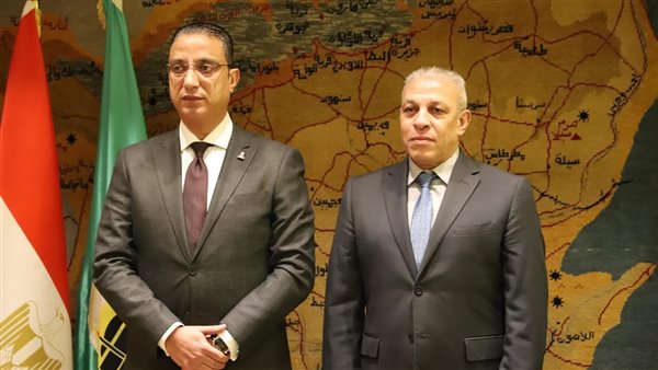  اللواء شريف إسماعيل