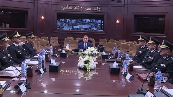 وزير الداخلية 