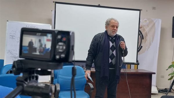 جانب من الورشة