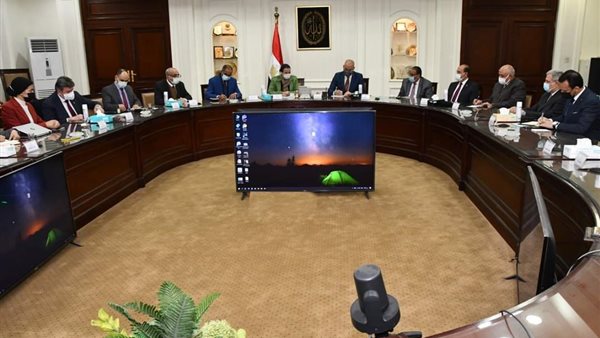 وزيرا الإسكان والبيئة